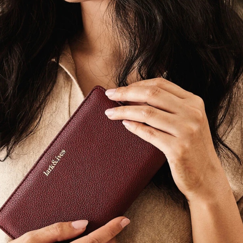 NWOT! Lark & Ives Wallet